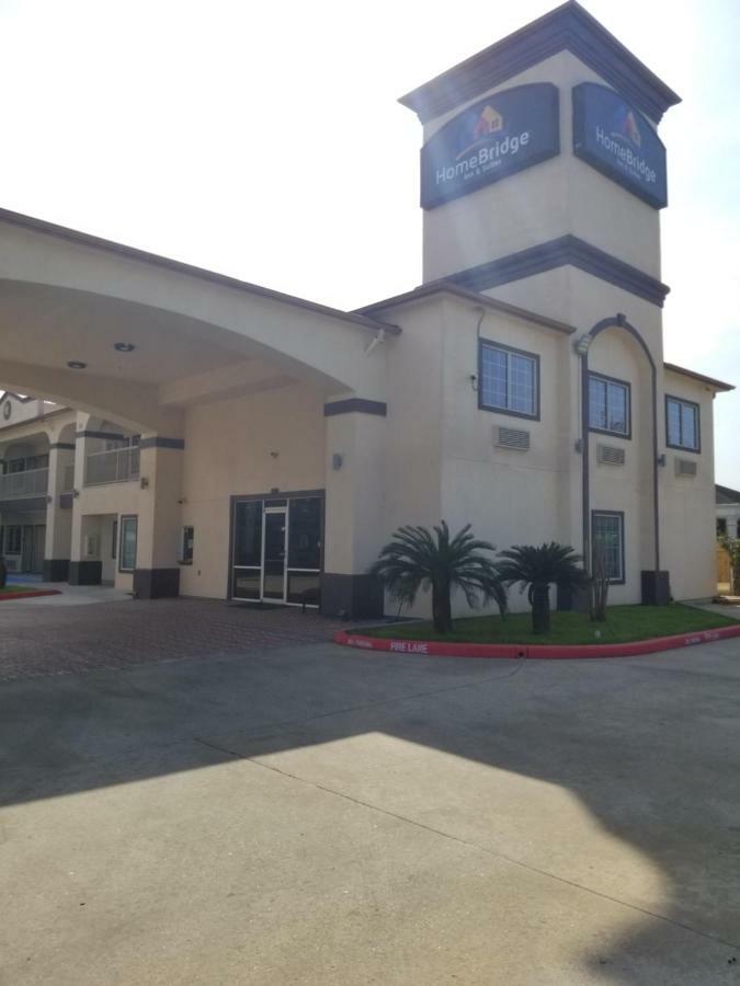Homebridge Inn And Suites Beaumont Exterior foto
